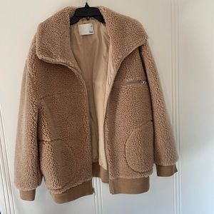 Wilfred Free Aritzia Teddy Bomber coat